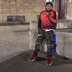 Meet your Posher, Clayton